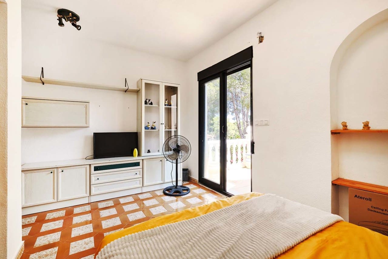 3 soveværelse Villa til salg i Pinar de Campoverde med swimmingpool - € 395.000 (Ref: 9860572)