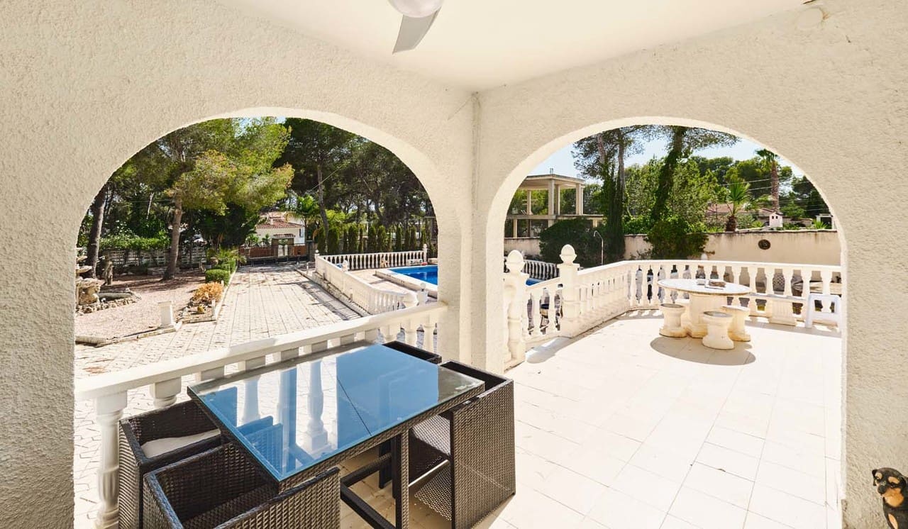 3 soveværelse Villa til salg i Pinar de Campoverde med swimmingpool - € 395.000 (Ref: 9860572)