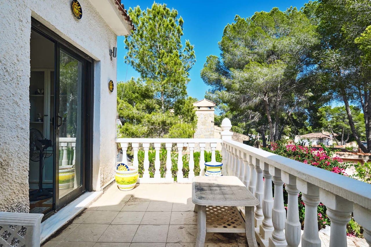 3 soveværelse Villa til salg i Pinar de Campoverde med swimmingpool - € 395.000 (Ref: 9860572)