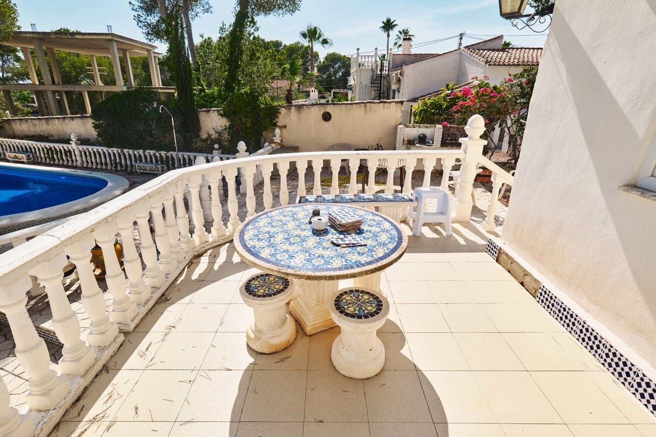 3 soveværelse Villa til salg i Pinar de Campoverde med swimmingpool - € 395.000 (Ref: 9860572)