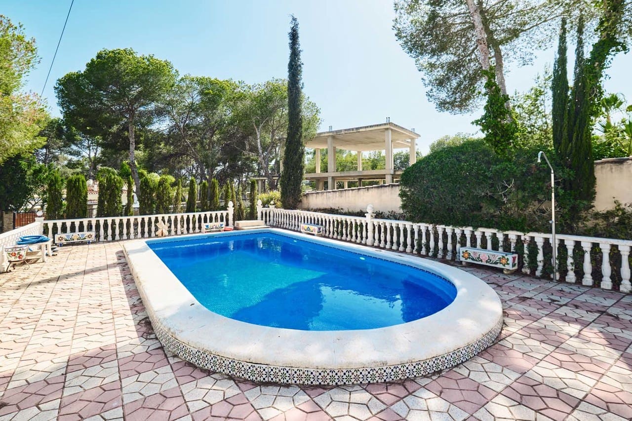 3 soveværelse Villa til salg i Pinar de Campoverde med swimmingpool - € 395.000 (Ref: 9860572)