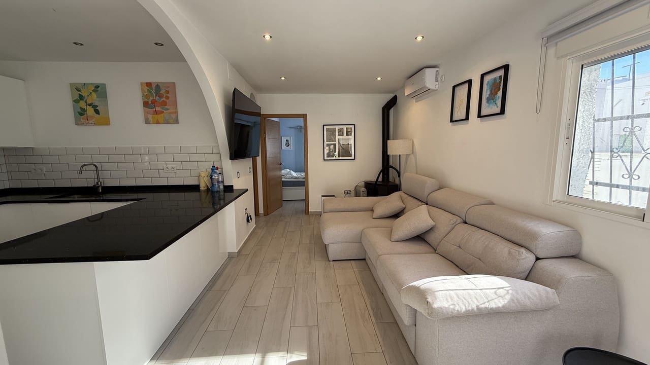 2 Zimmer Villa zu verkaufen in Filipinas mit Pool - 249.950 € (Ref: 9860573)