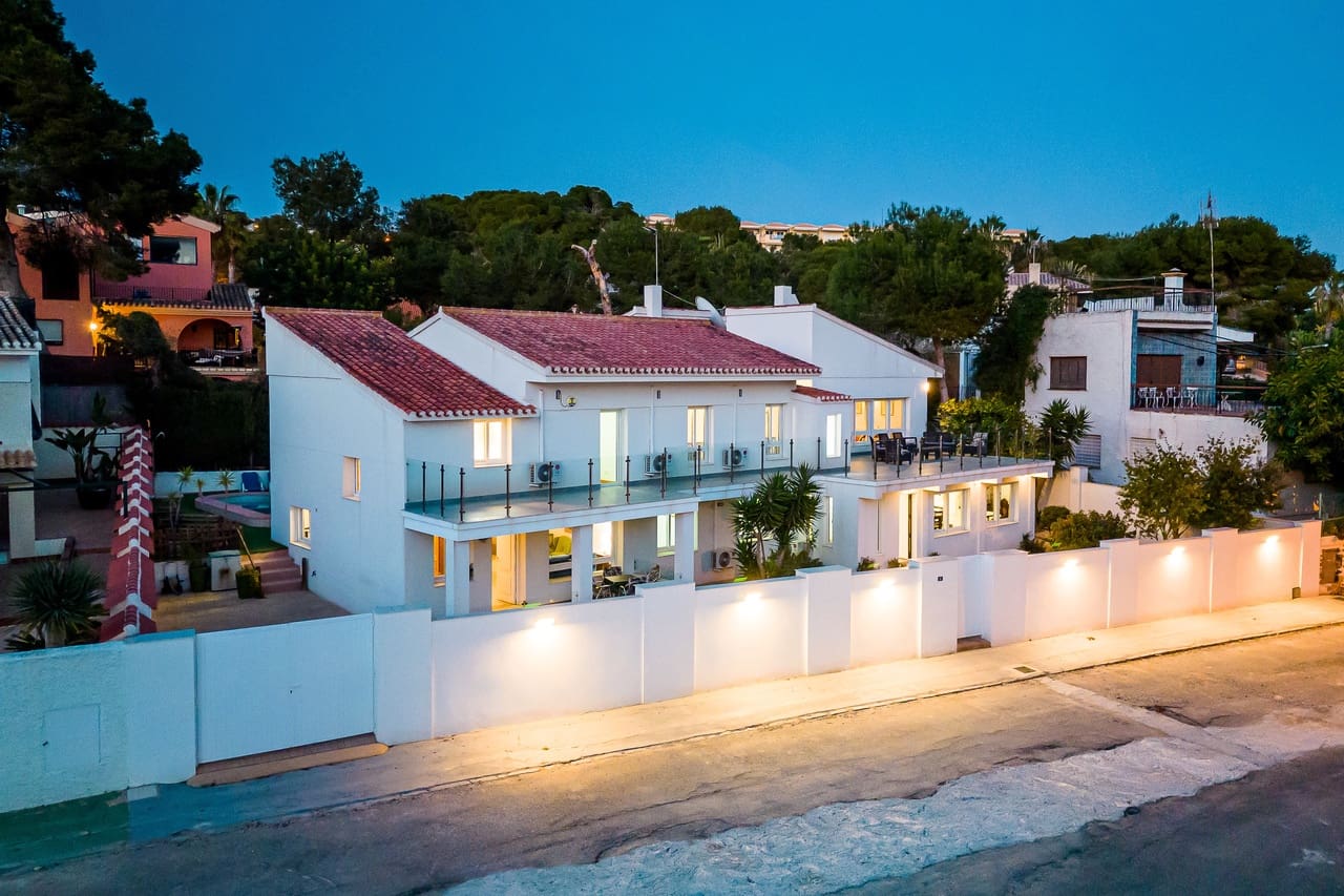 7 soveværelse Villa til salg i Dehesa de Campoamor med swimmingpool garage - € 1.350.000 (Ref: 9861065)