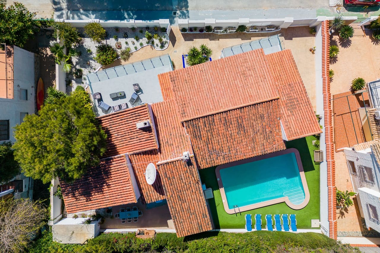 7 soveværelse Villa til salg i Dehesa de Campoamor med swimmingpool garage - € 1.350.000 (Ref: 9861065)