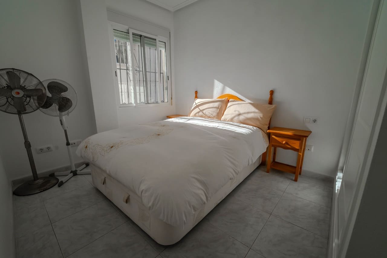 3 soverom Villa til salgs i Ciudad Quesada med svømmebasseng - € 205 000 (Ref: 9861699)