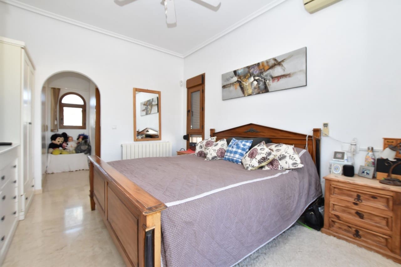 3 soverom Villa til salgs i Algorfa med svømmebasseng - € 395 000 (Ref: 9861700)