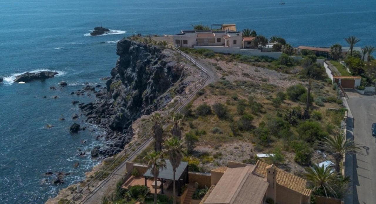 3 bedroom Villa for sale in Cala Flores with pool - € 2,600,000 (Ref: 9864984)