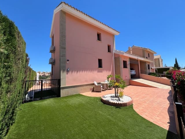3 soverom Villa til salgs i Algorfa med svømmebasseng - € 495 000 (Ref: 9865911)