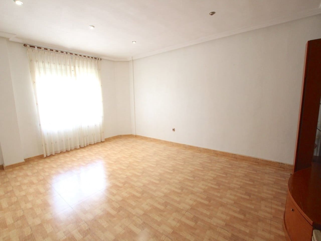 3 bedroom Townhouse for sale in Los Palacios - € 249,500 (Ref: 9873726)