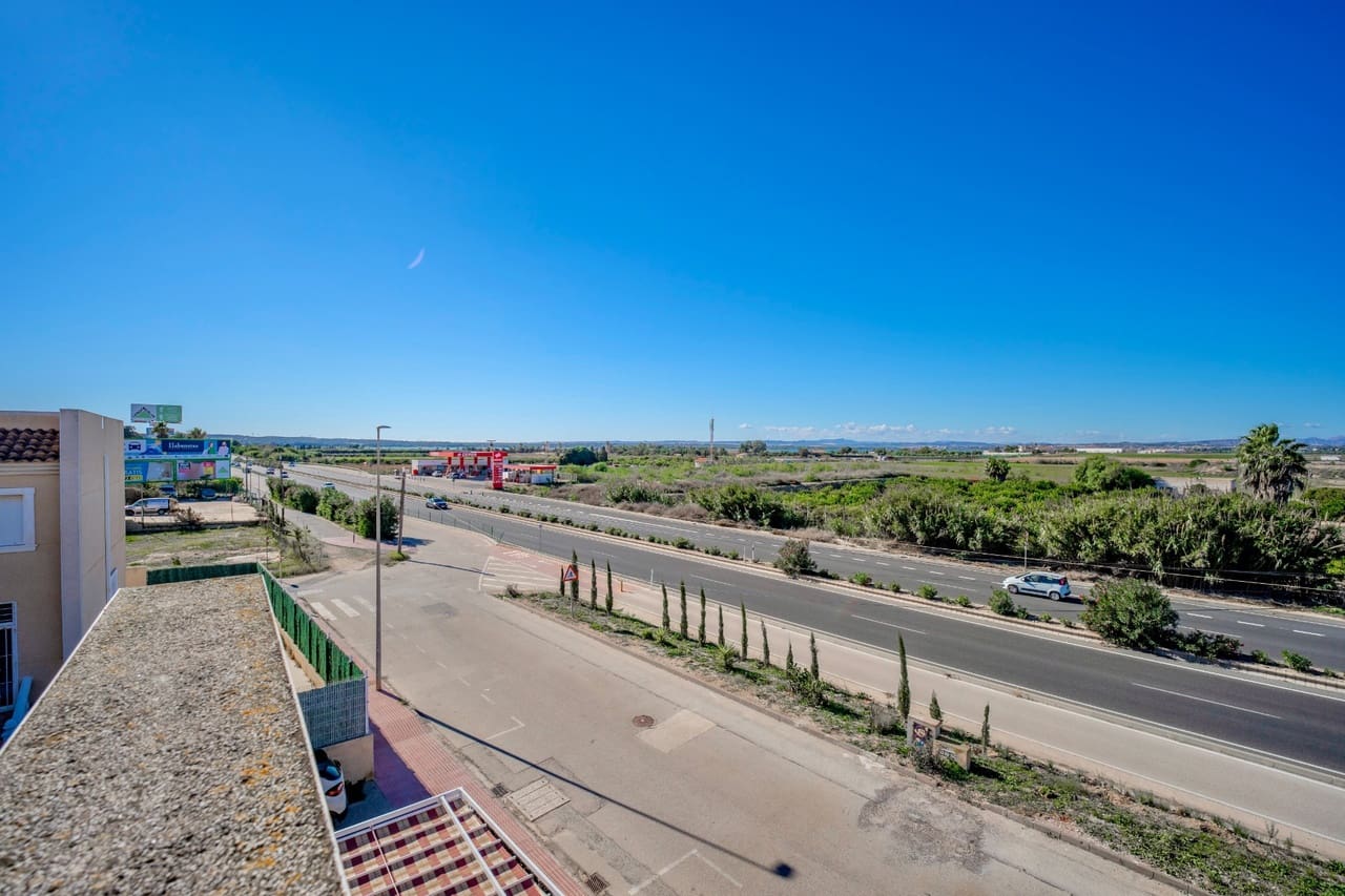 2 bedroom Villa for sale in Guardamar del Segura - € 249,950 (Ref: 9873737)