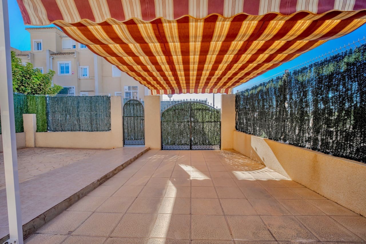 2 bedroom Villa for sale in Guardamar del Segura - € 249,950 (Ref: 9873737)