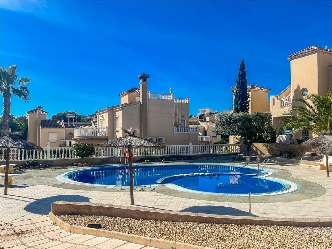 2 camera da letto Villa in vendita in Orihuela Costa con piscina - 279.900 € (Rif: 9885085)