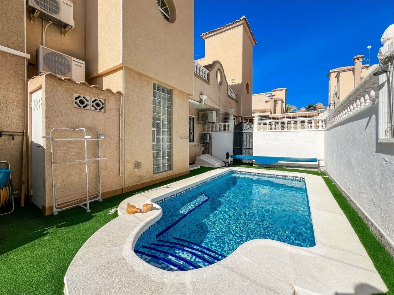 2 camera da letto Villa in vendita in Orihuela Costa con piscina - 279.900 € (Rif: 9885085)