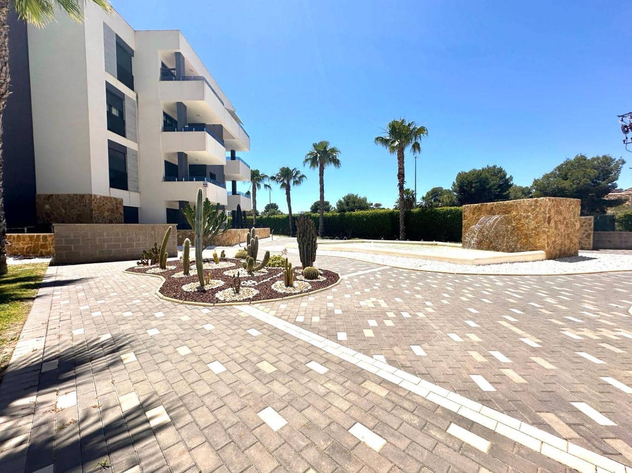 2 sovrum Lägenhet till salu i Orihuela Costa med pool - 279 000 € (Ref: 9885089)