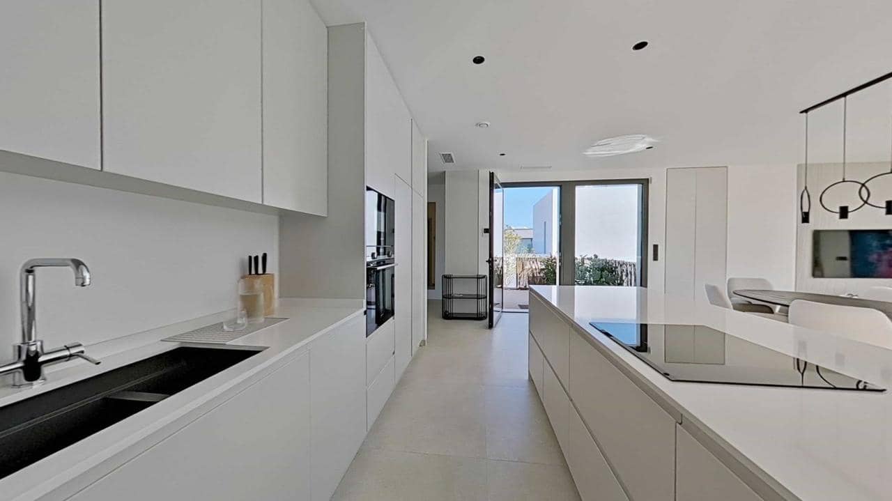 Chalet de 3 habitaciones en Orihuela en venta con piscina - 1.030.000 € (Ref: 9892599)