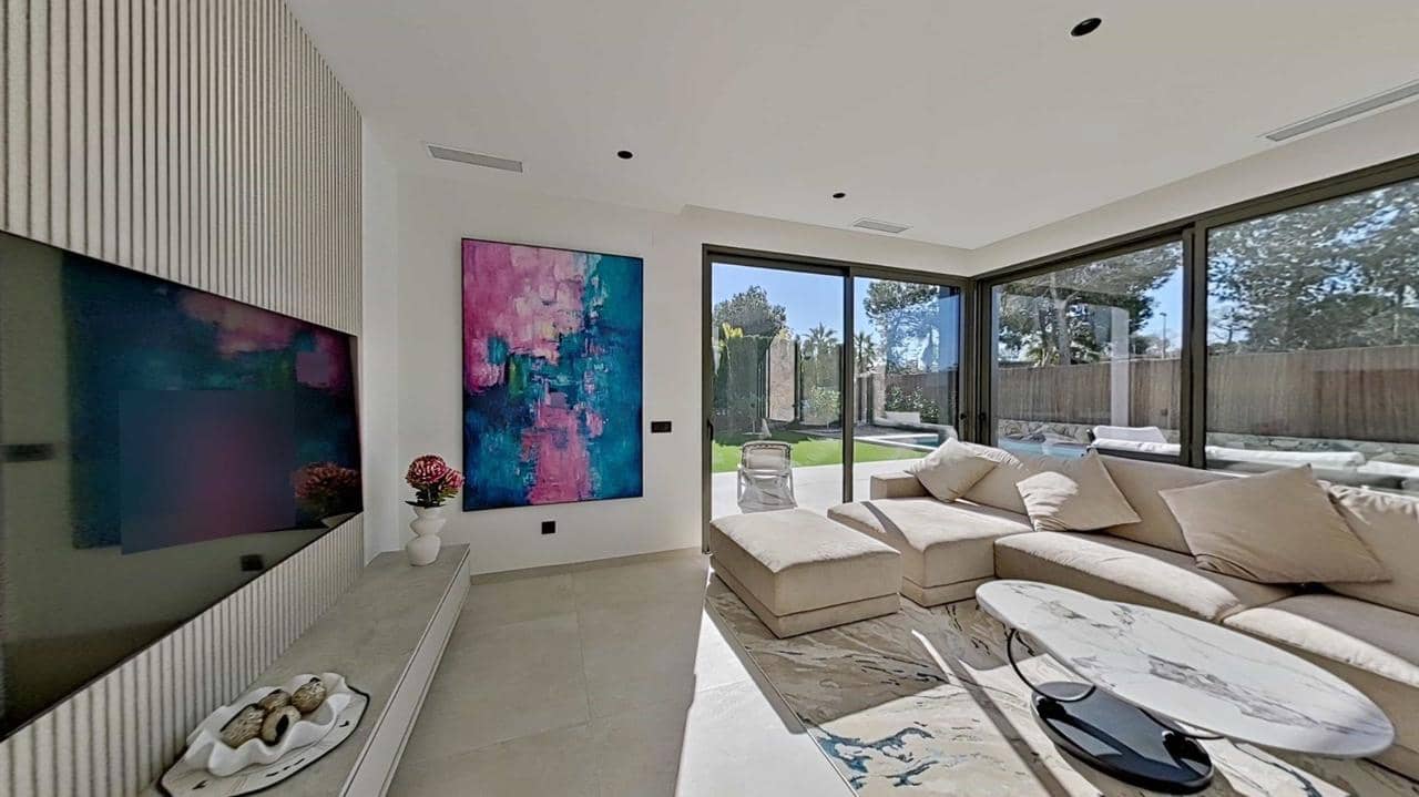 Chalet de 3 habitaciones en Orihuela en venta con piscina - 1.030.000 € (Ref: 9892599)