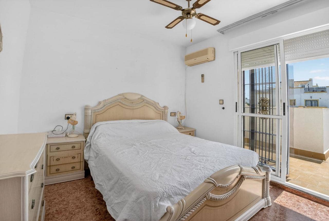 3 camera da letto Appartamento in vendita in Torrevieja con piscina - 195.000 € (Rif: 9892676)