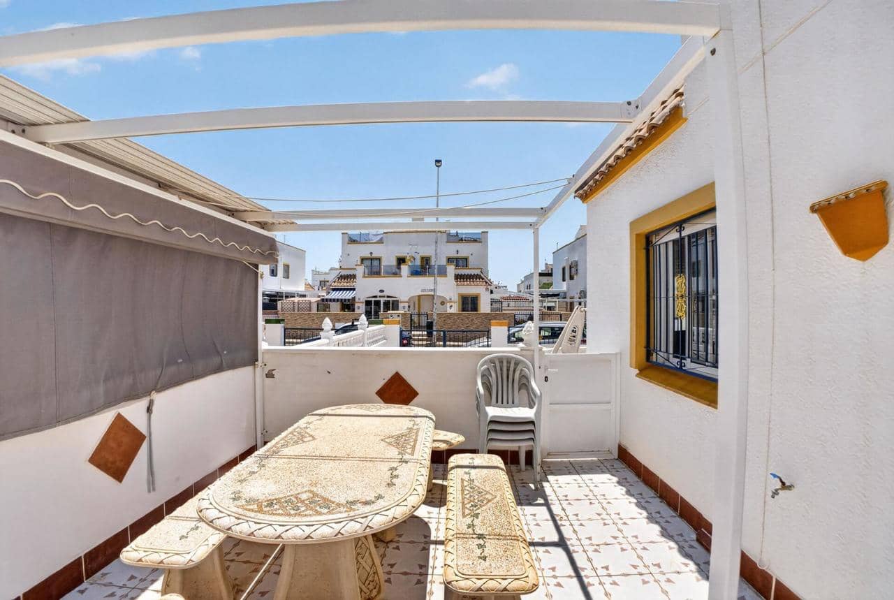 3 camera da letto Appartamento in vendita in Torrevieja con piscina - 195.000 € (Rif: 9892676)