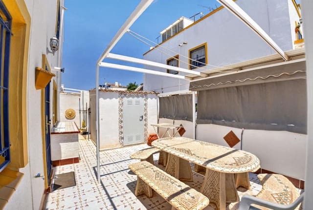 3 soveværelse Lejlighed til salg i El Molino, Torrevieja med swimmingpool - € 195.000 (Ref: 9892676)