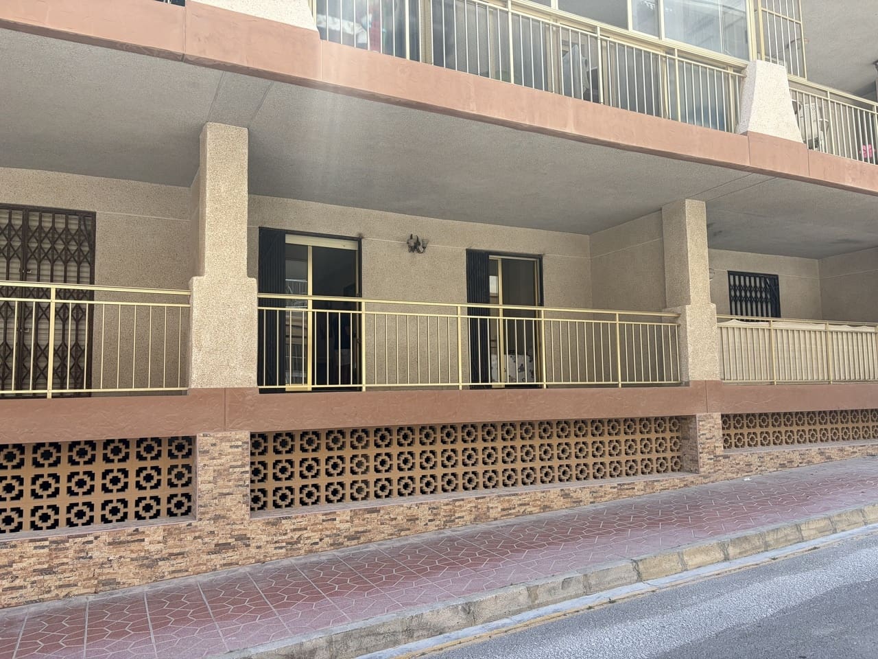 3 soveværelse Lejlighed til salg i Guardamar del Segura - € 224.950 (Ref: 9892677)