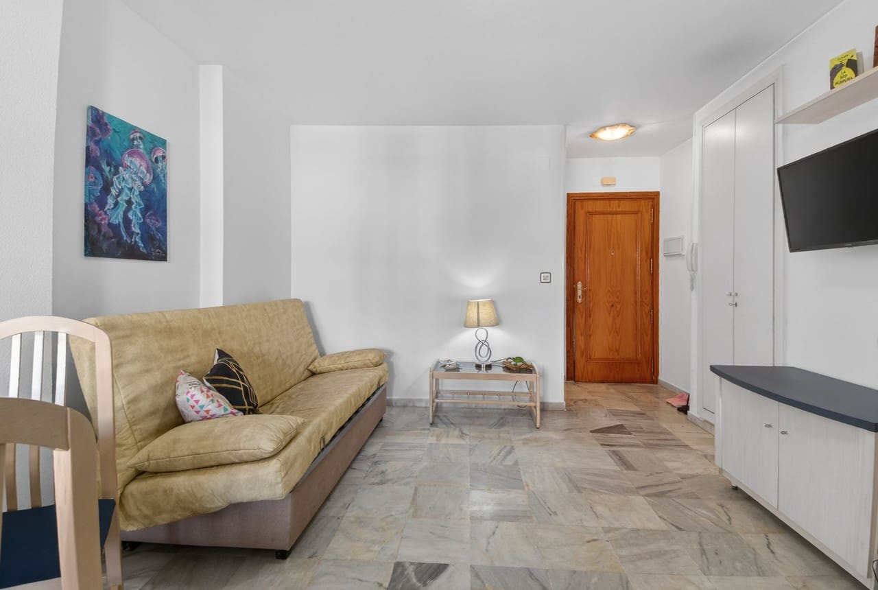 1 slaapkamer Appartement te koop in Torrevieja - € 124.990 (Ref: 9894862)