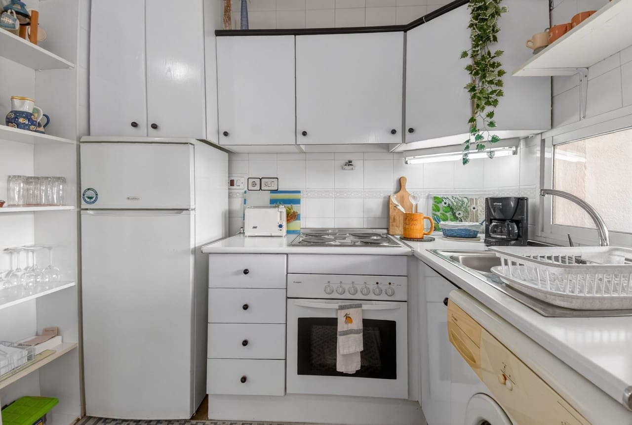 1 slaapkamer Appartement te koop in Torrevieja - € 124.990 (Ref: 9894862)