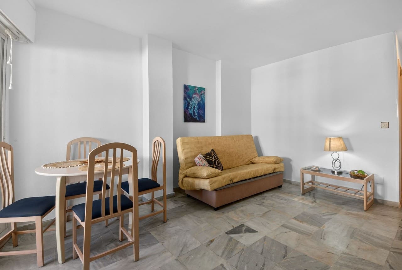 1 slaapkamer Appartement te koop in Torrevieja - € 124.990 (Ref: 9894862)