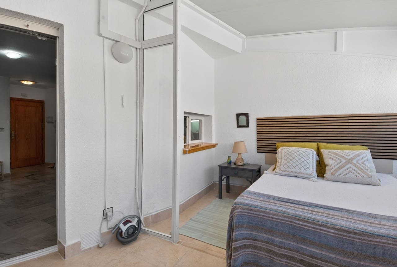 1 slaapkamer Appartement te koop in Torrevieja - € 124.990 (Ref: 9894862)