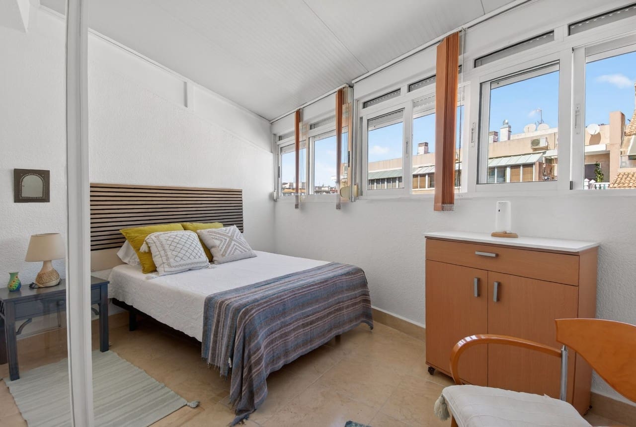 1 slaapkamer Appartement te koop in Torrevieja - € 124.990 (Ref: 9894862)