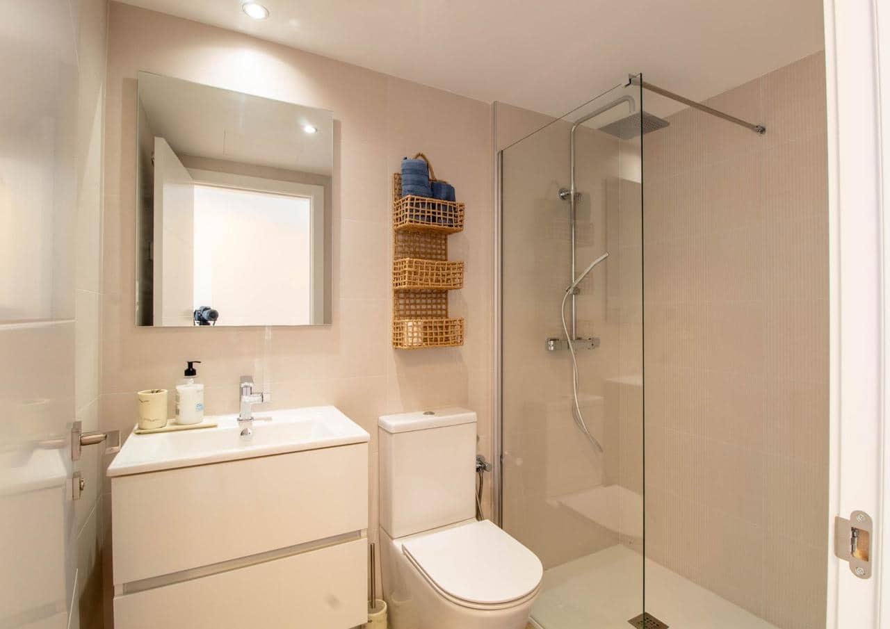 2 quarto Apartamento para venda em Torrevieja com piscina - 370 000 € (Ref: 9896575)