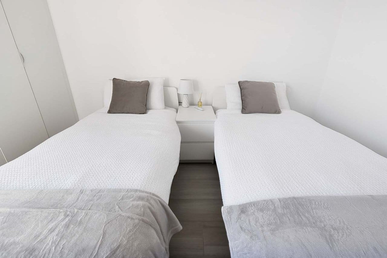 2 bedroom Apartment for sale in Los Alcazares - € 229,950 (Ref: 9896936)
