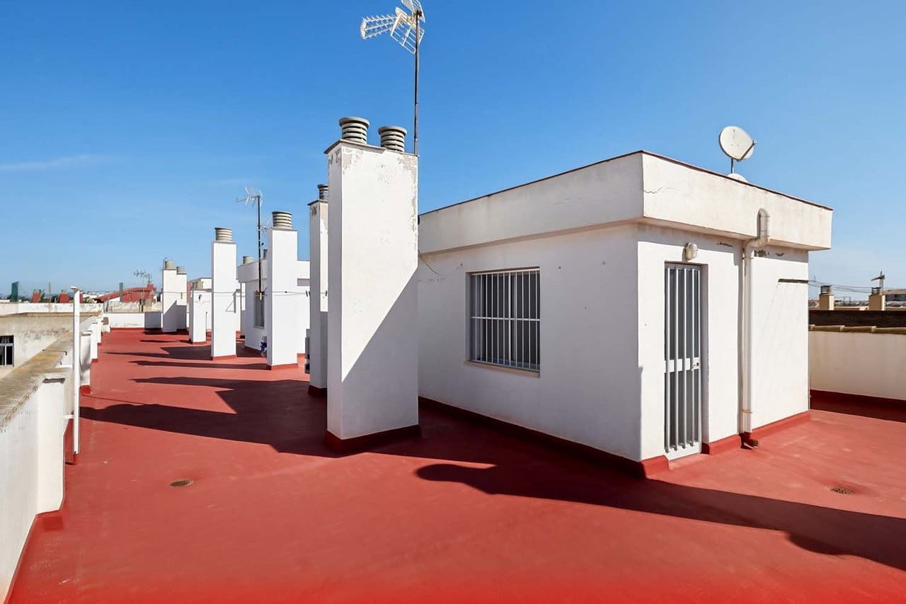 2 bedroom Apartment for sale in Los Alcazares - € 229,950 (Ref: 9896936)