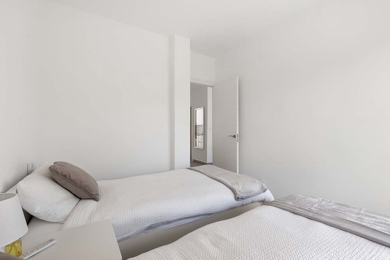2 bedroom Apartment for sale in Los Alcazares - € 229,950 (Ref: 9896936)