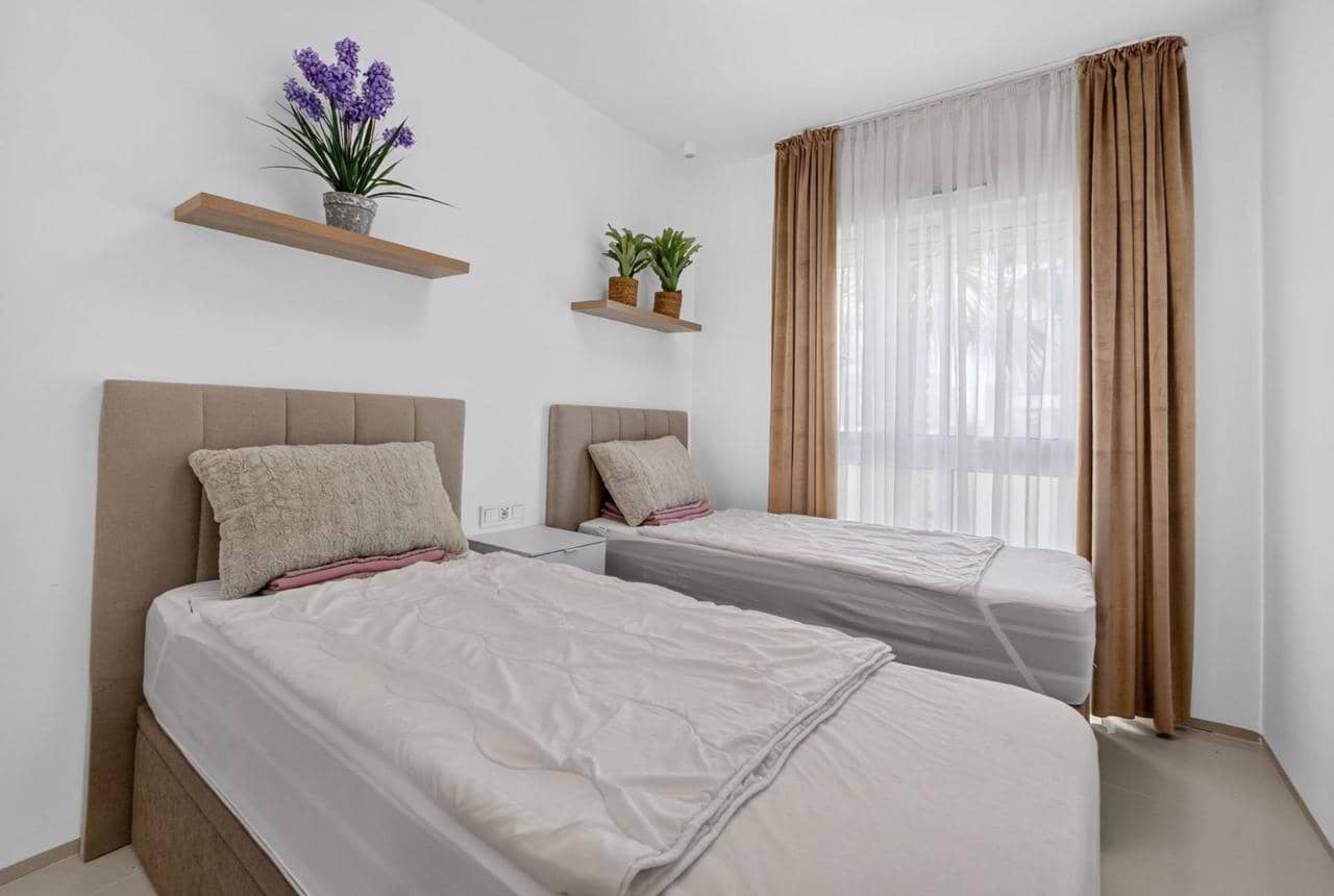 2 bedroom Apartment for sale in Rojales with pool garage - € 329,900 (Ref: 9901277)