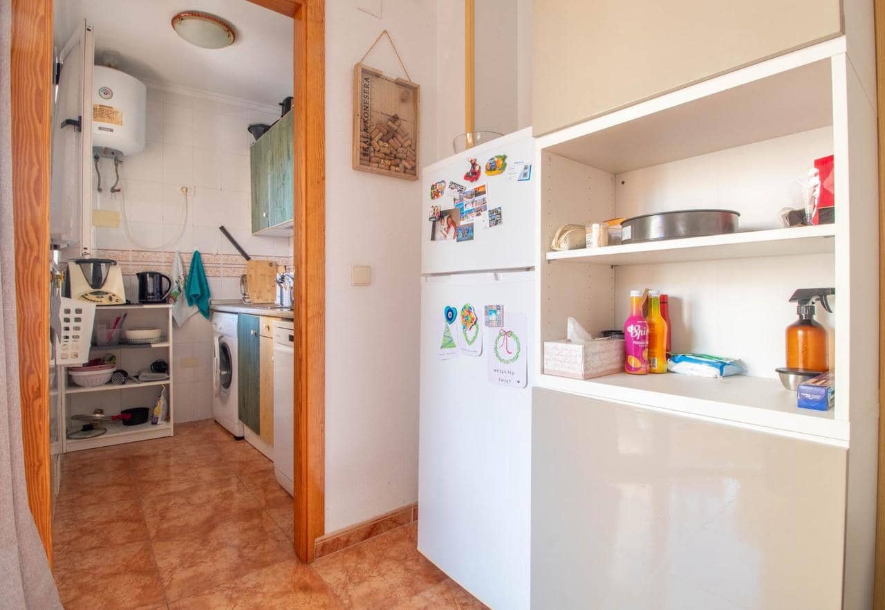 3 slaapkamer Appartement te koop in Torrevieja - € 144.900 (Ref: 9904211)