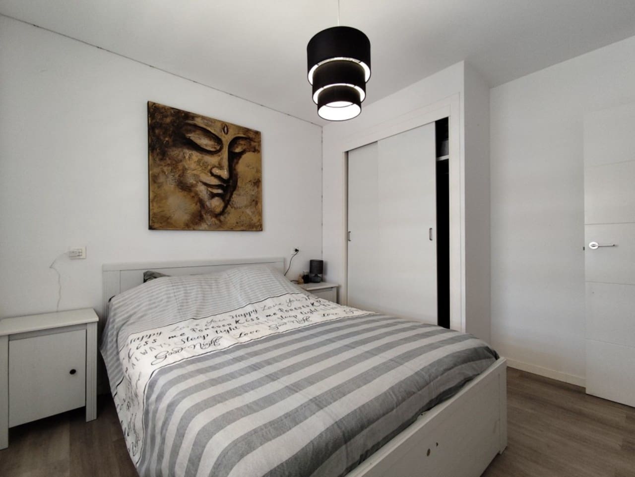 2 Zimmer Apartment zu verkaufen in Torrevieja mit Pool - 165.000 € (Ref: 9904882)