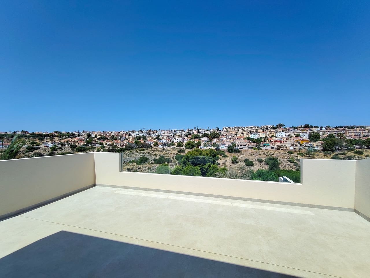 4 quarto Moradia para venda em La Marina com piscina - 1 443 750 € (Ref: 9909029)