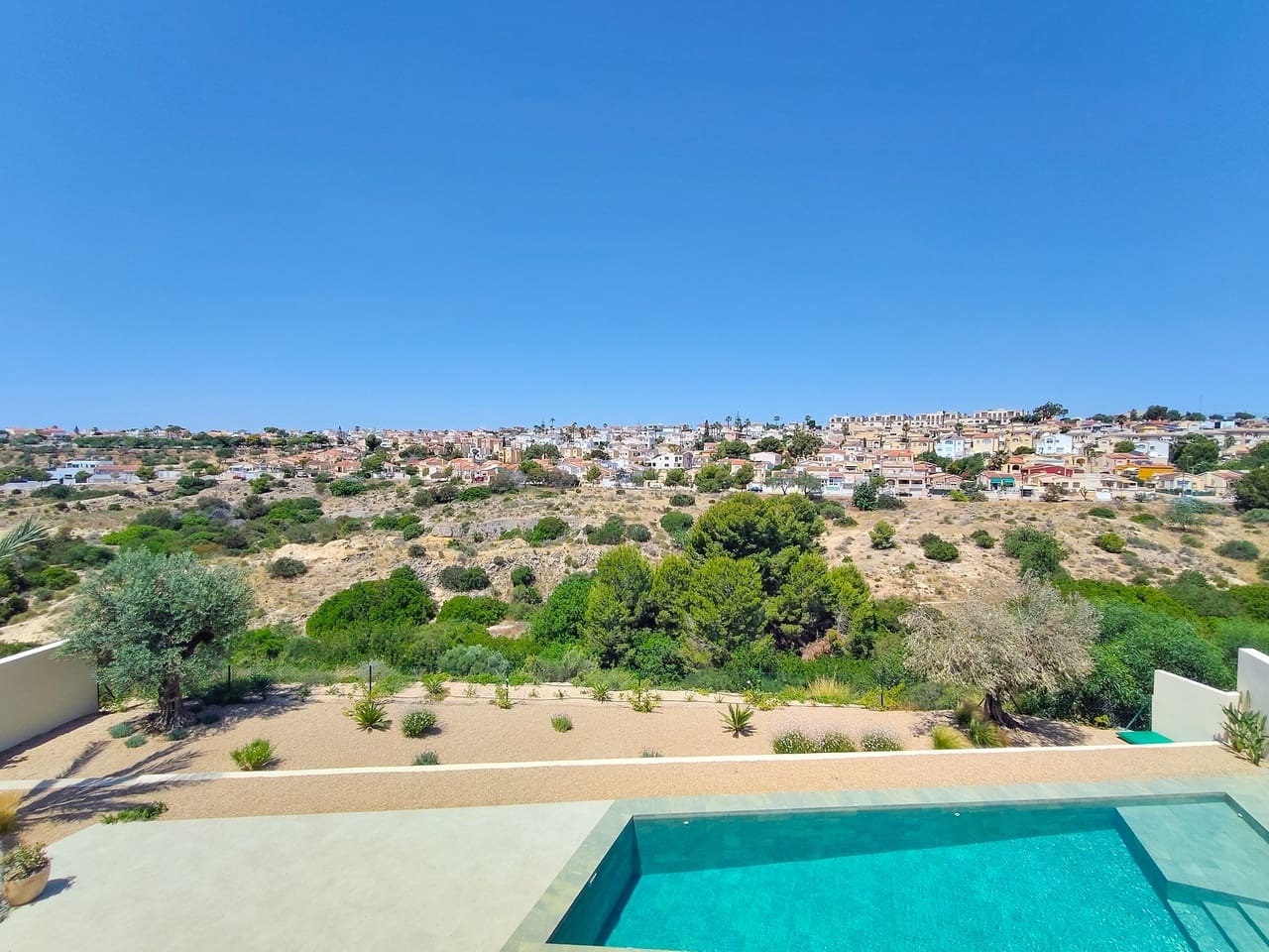 4 quarto Moradia para venda em La Marina com piscina - 1 443 750 € (Ref: 9909029)
