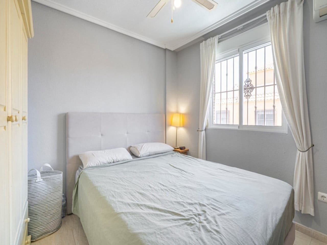 3 makuuhuone Omakotitalo myytävänä paikassa Ciudad Quesada mukana uima-altaan - 289 000 € (Ref: 9915462)