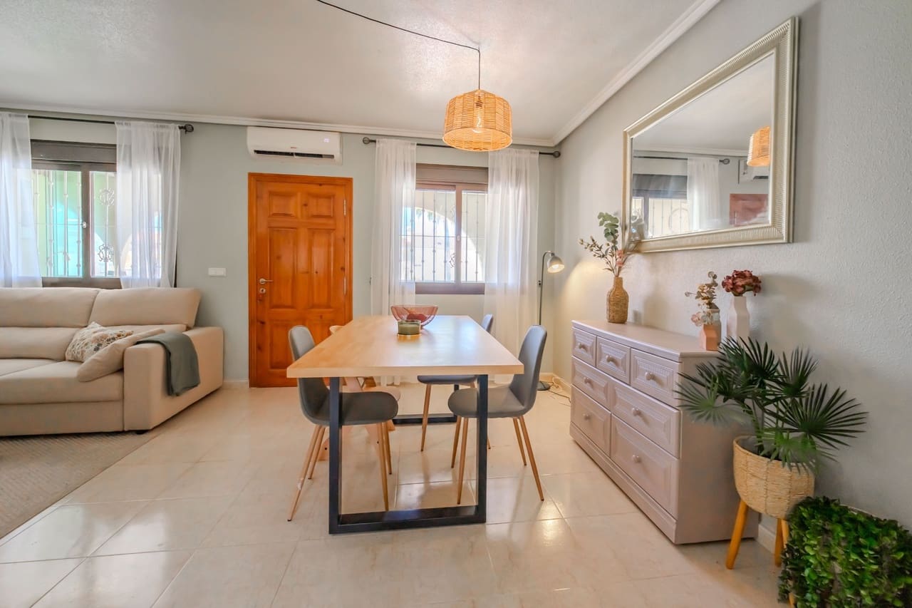 3 soverom Leilighet til salgs i Ciudad Quesada med svømmebasseng - € 219 950 (Ref: 9915747)
