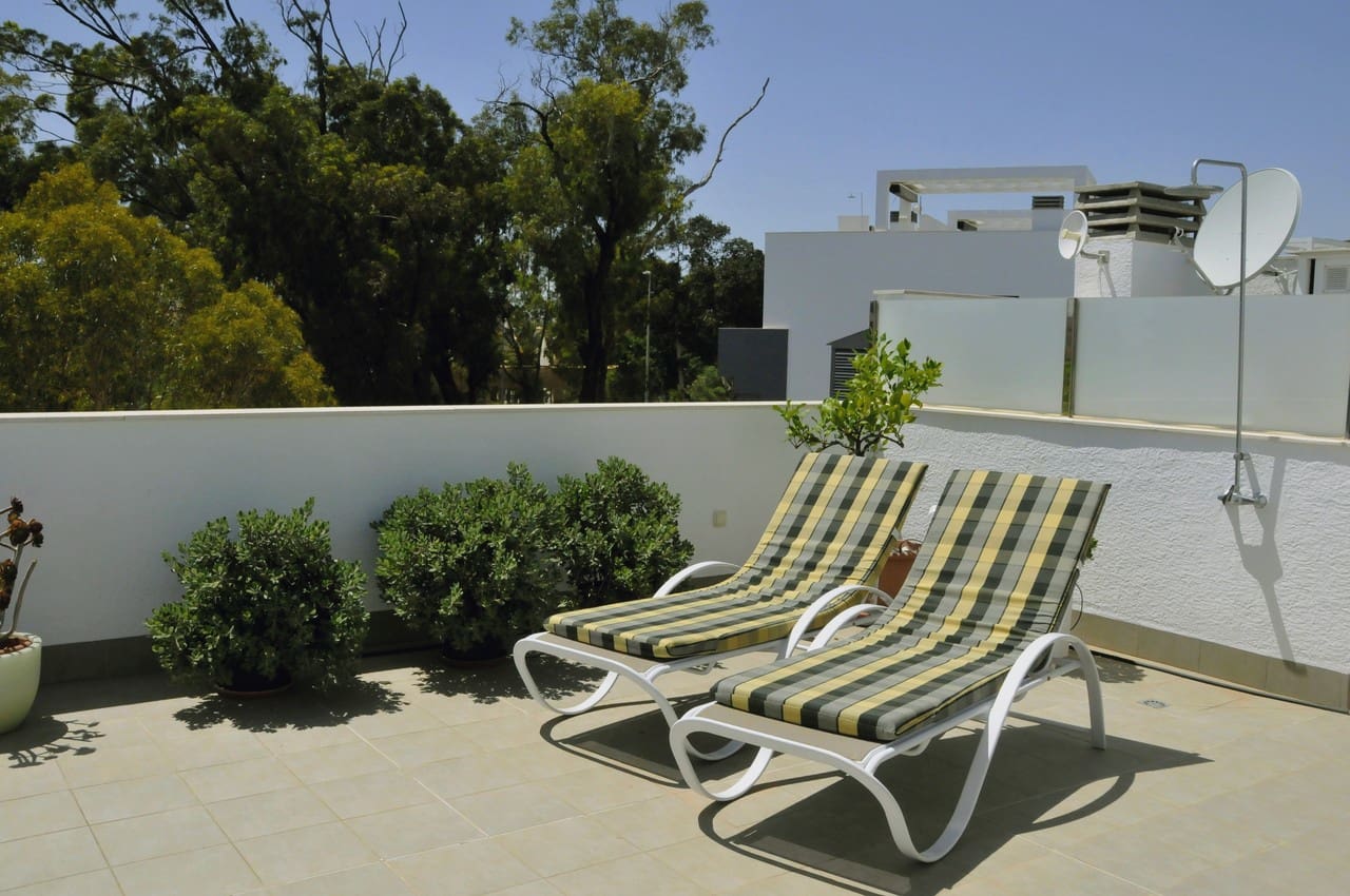 3 soverom Penthouse til salgs i Guardamar del Segura med svømmebasseng garasje - € 309 900 (Ref: 9920905)