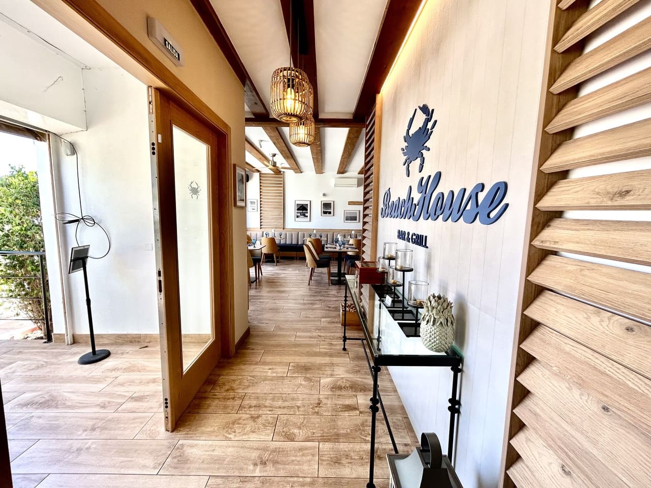 Commercial for sale in Cabo Roig - € 999,000 (Ref: 9924849)