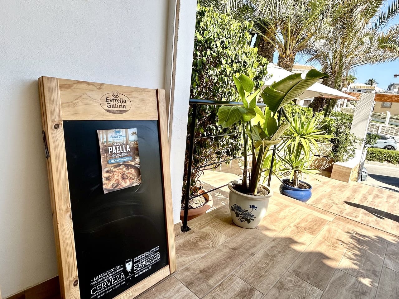 Commercial for sale in Cabo Roig - € 999,000 (Ref: 9924849)