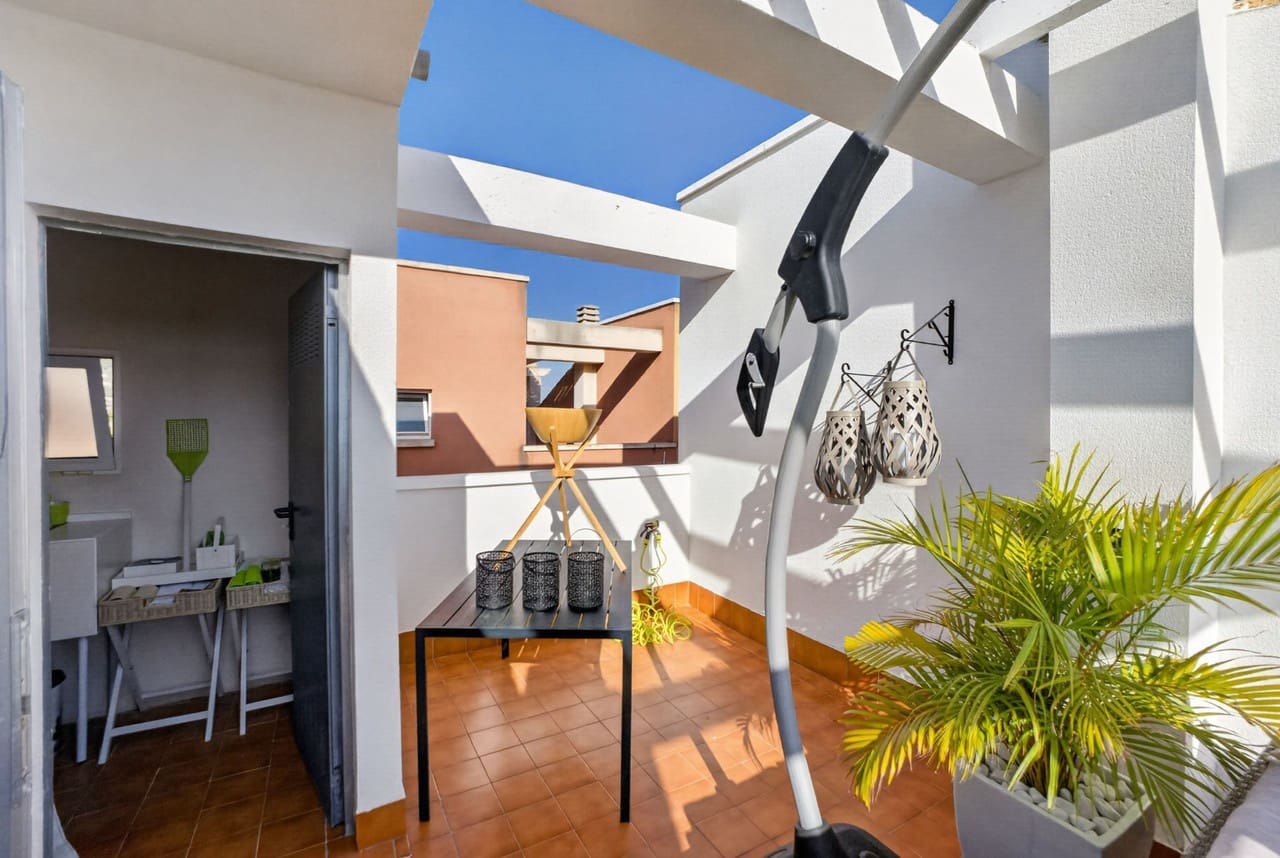 4 soveværelse Lejlighed til salg i Bigastro med swimmingpool garage - € 250.000 (Ref: 9929327)