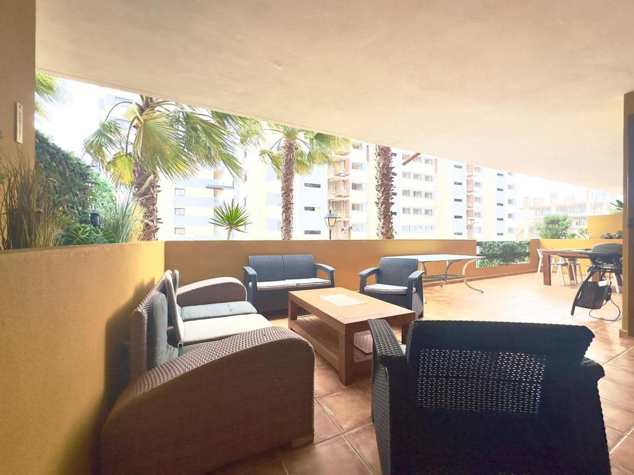 2 soveværelse Lejlighed til salg i Torrevieja med swimmingpool garage - € 330.000 (Ref: 9930374)