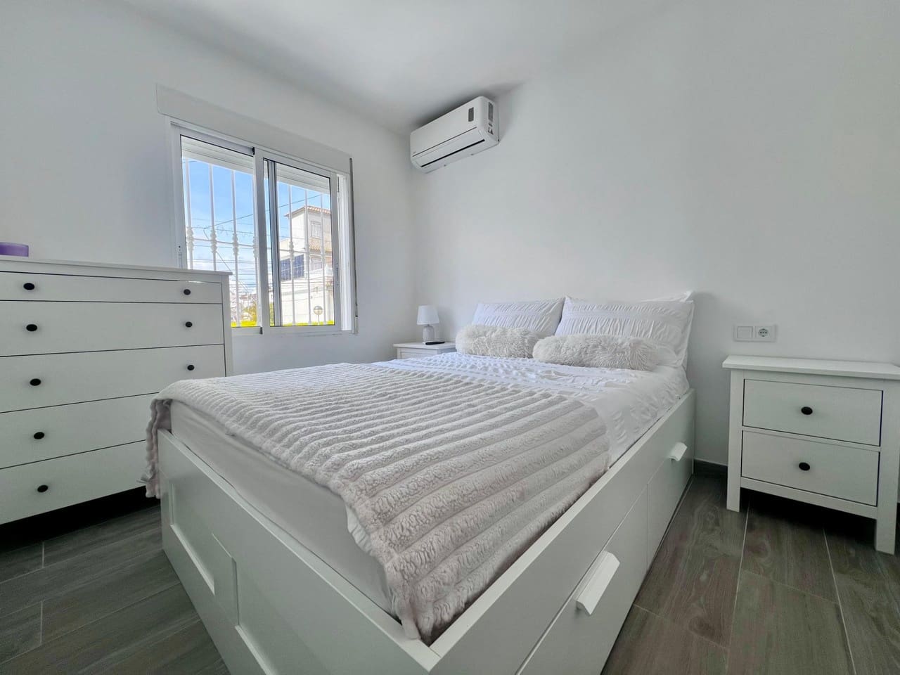 5 soveværelse Villa til salg i San Miguel de Salinas med swimmingpool garage - € 459.000 (Ref: 9930377)