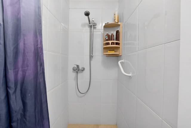 3 bedroom Apartment for sale in Dehesa de Campoamor, Orihuela - € 269,000 (Ref: 9931538)