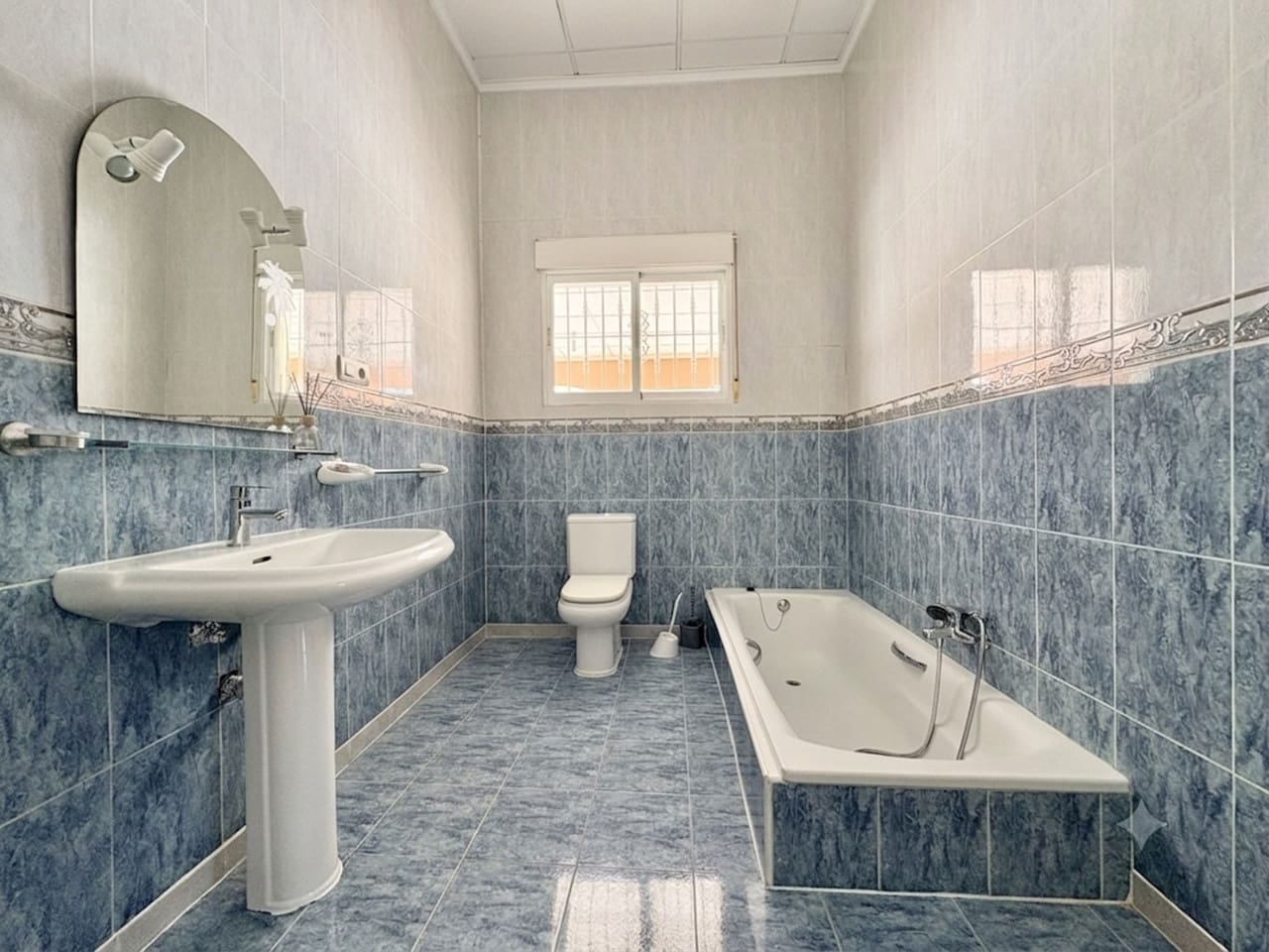 3 slaapkamer Villa te koop in Dolores met zwembad garage - € 320.000 (Ref: 9941508)