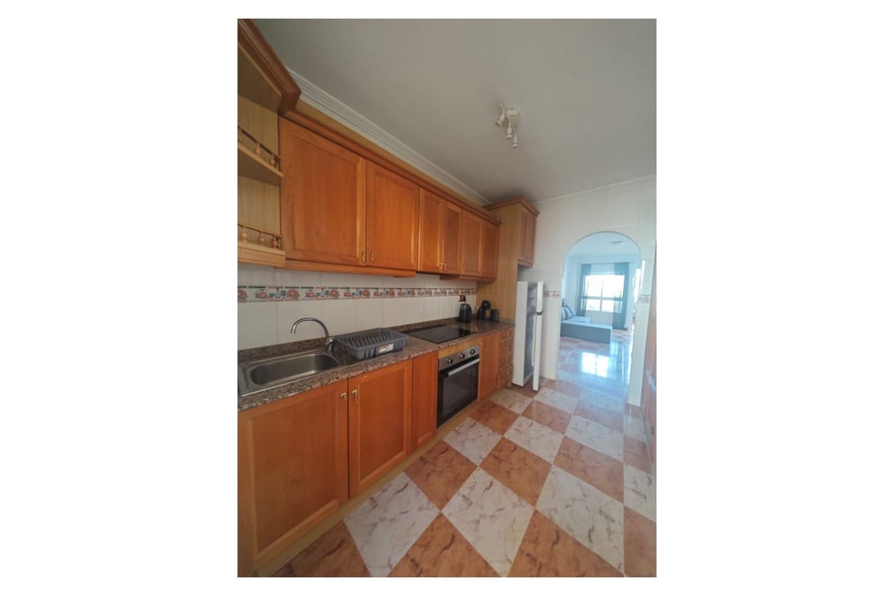 2 sovrum Lägenhet till salu i Orihuela Costa med pool - 145 000 € (Ref: 9949388)