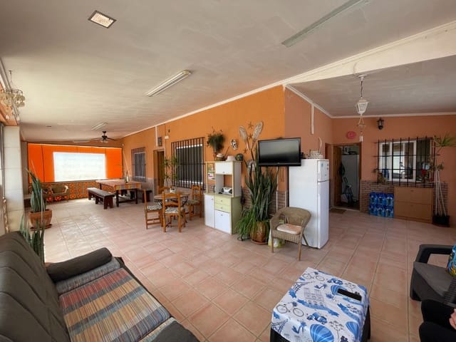 3 soverom Villa til salgs i Zona Pueblo, Guardamar del Segura med svømmebasseng garasje - € 460 000 (Ref: 9961106)